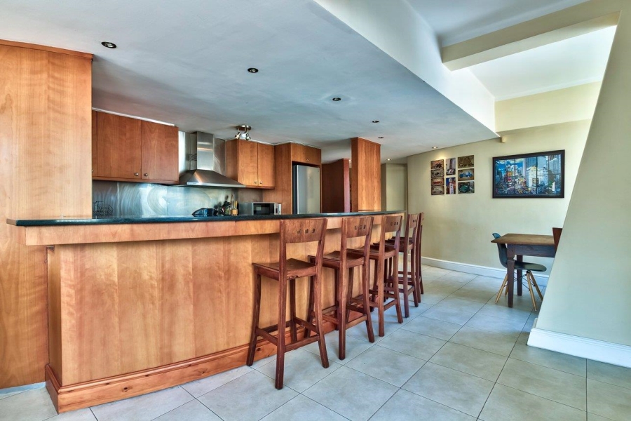 2 Bedroom Property for Sale in Cape Town City Centre Western Cape